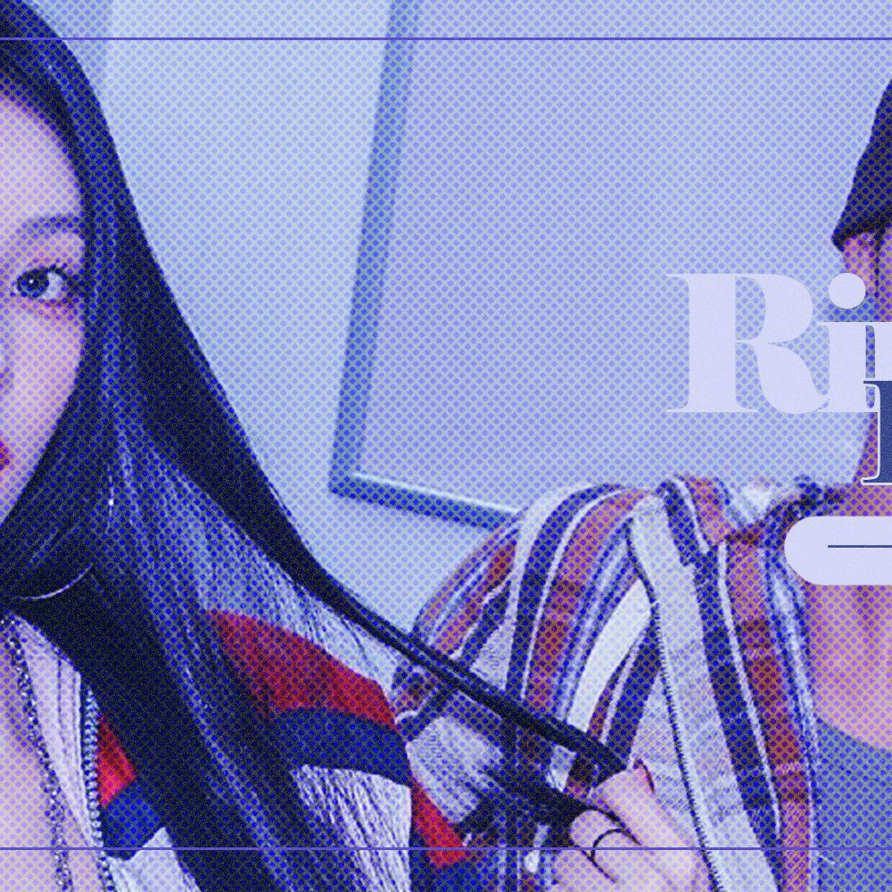 Recent activity shot of LOONA