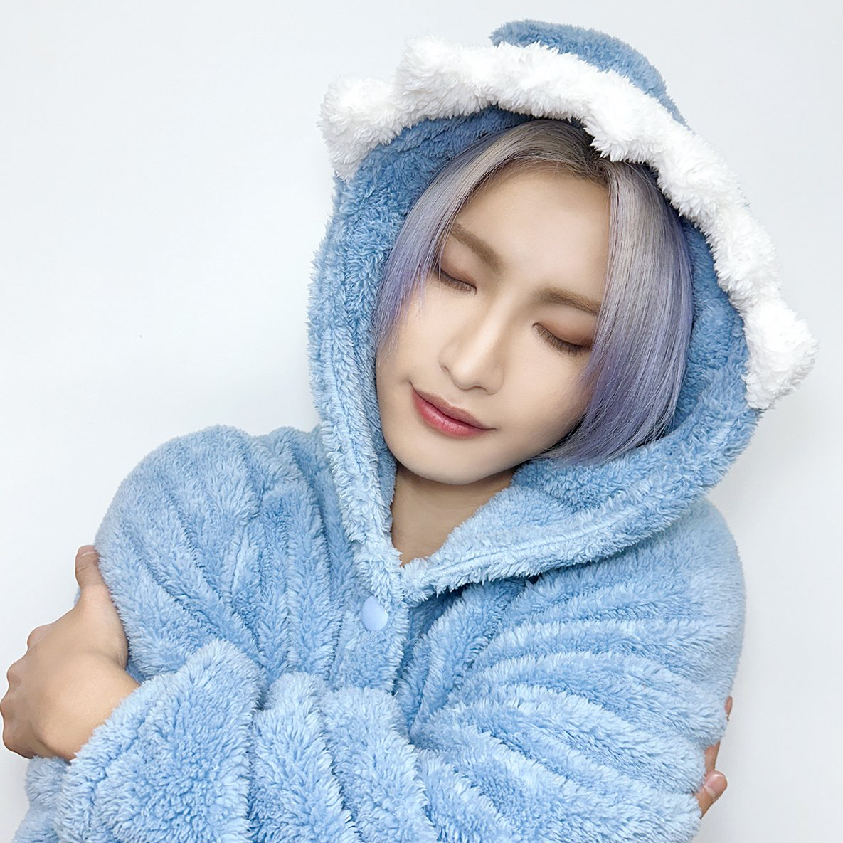 에이티즈의 비하인드 컷