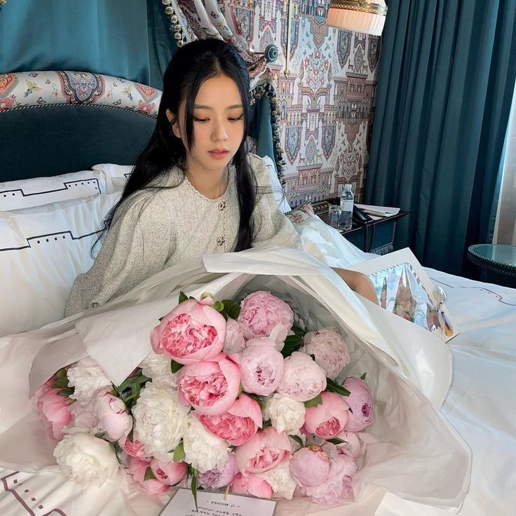 Behind-the-scenes cut of Jisoo (BLACKPINK)