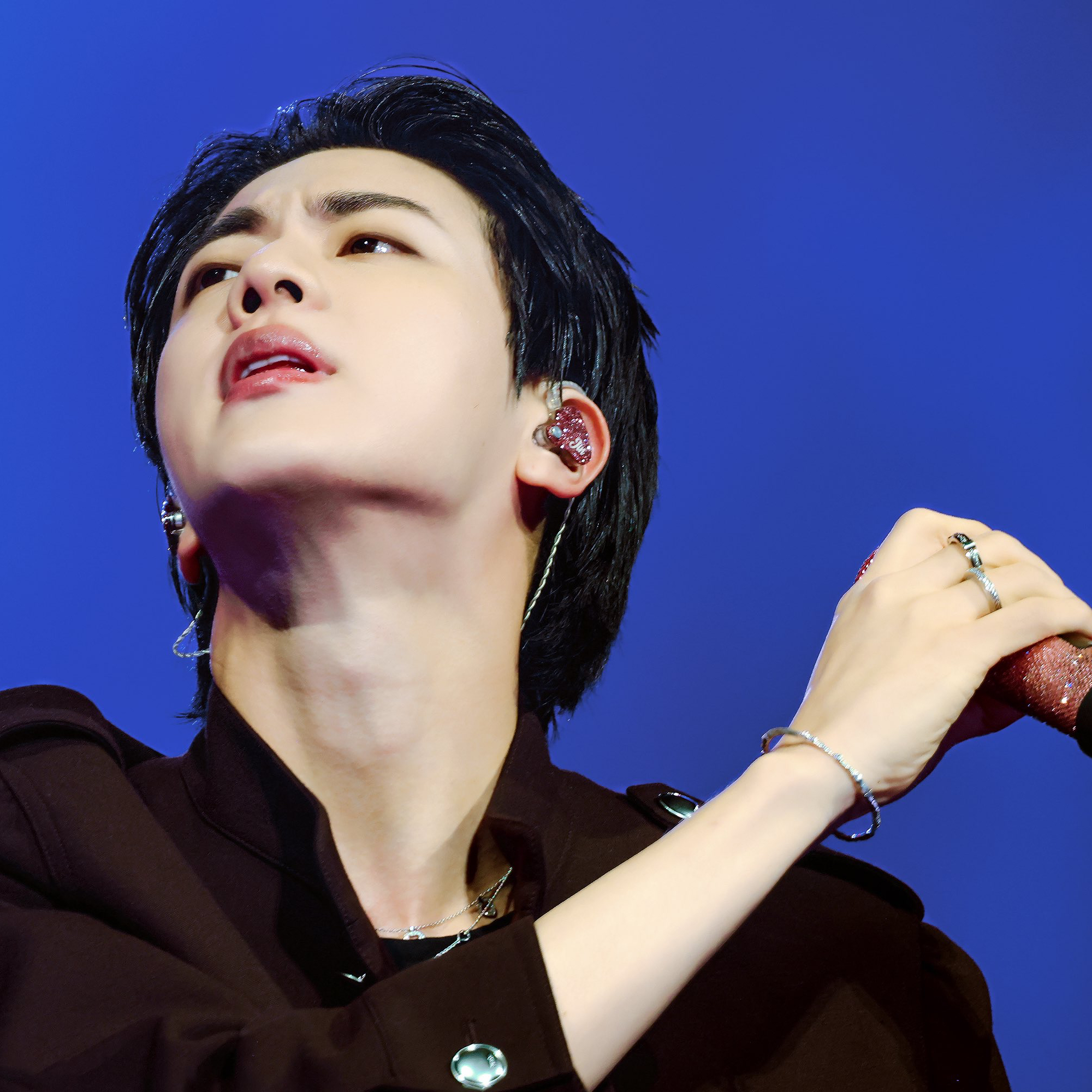 Behind-the-scenes cut of Jin (BTS)