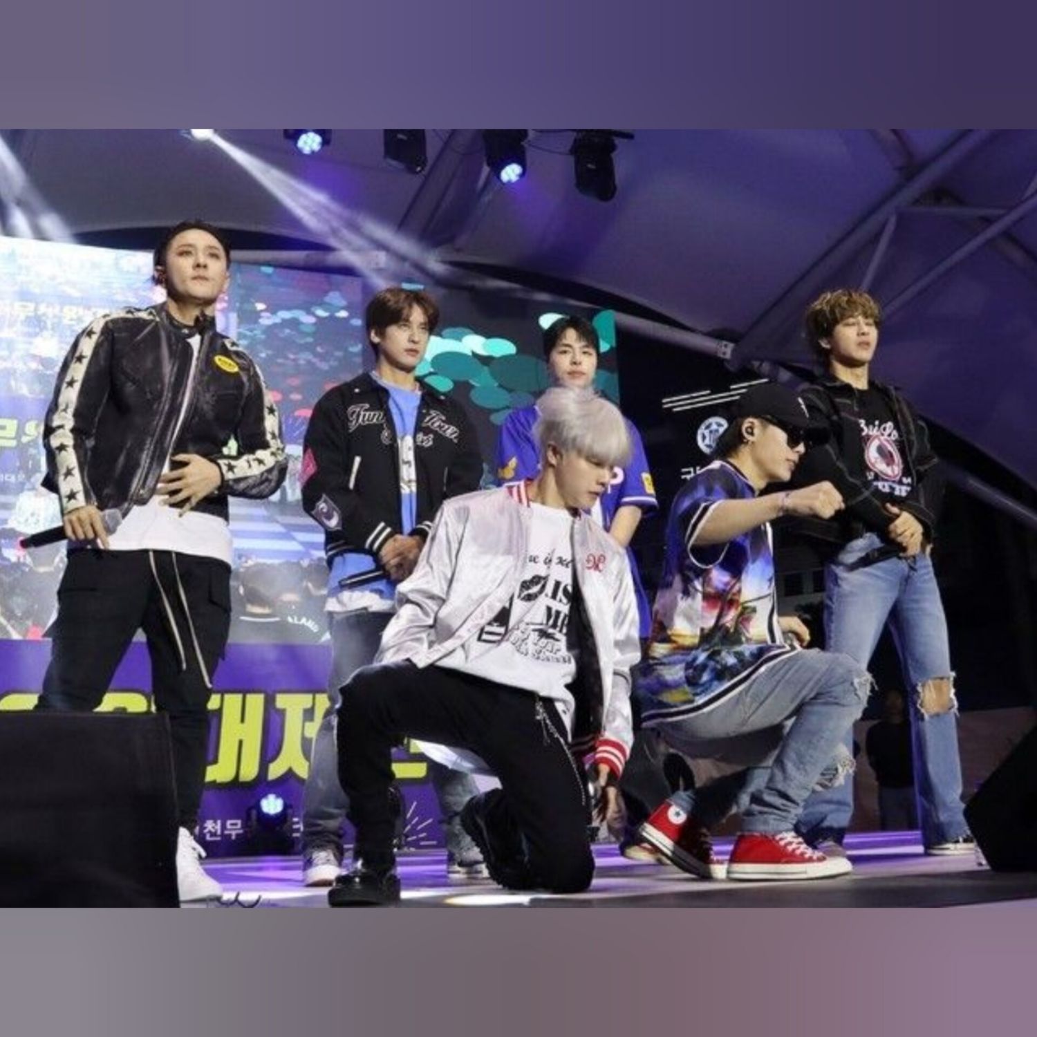 A moment captured by iKON's fan
