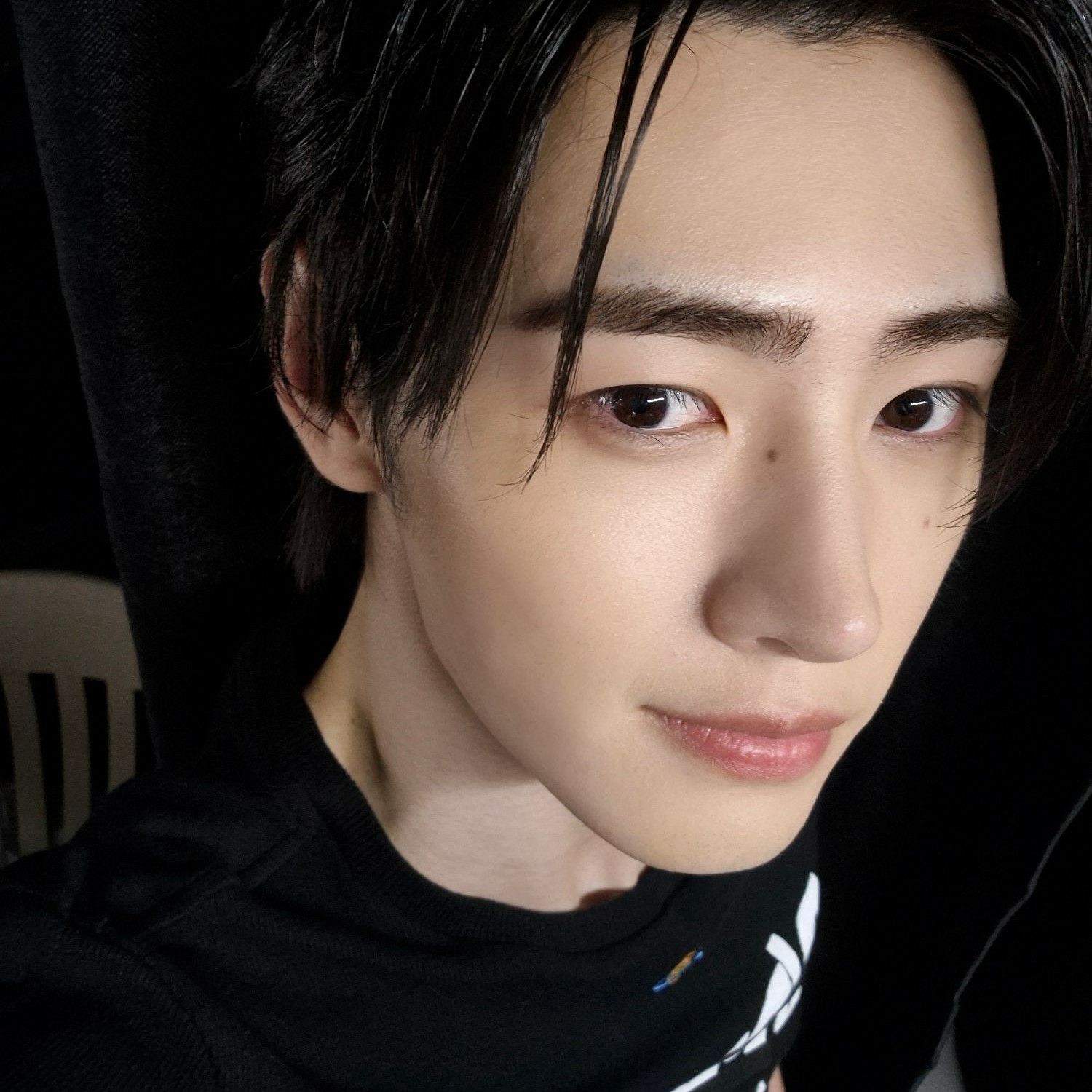 Foto aktivitas terbaru Sunghoon (ENHYPEN)