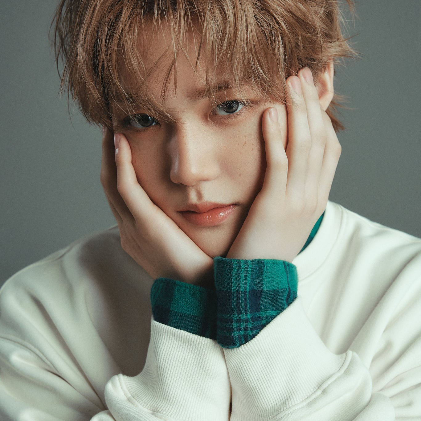 Behind-the-scenes cut of Doyoung (TREASURE)