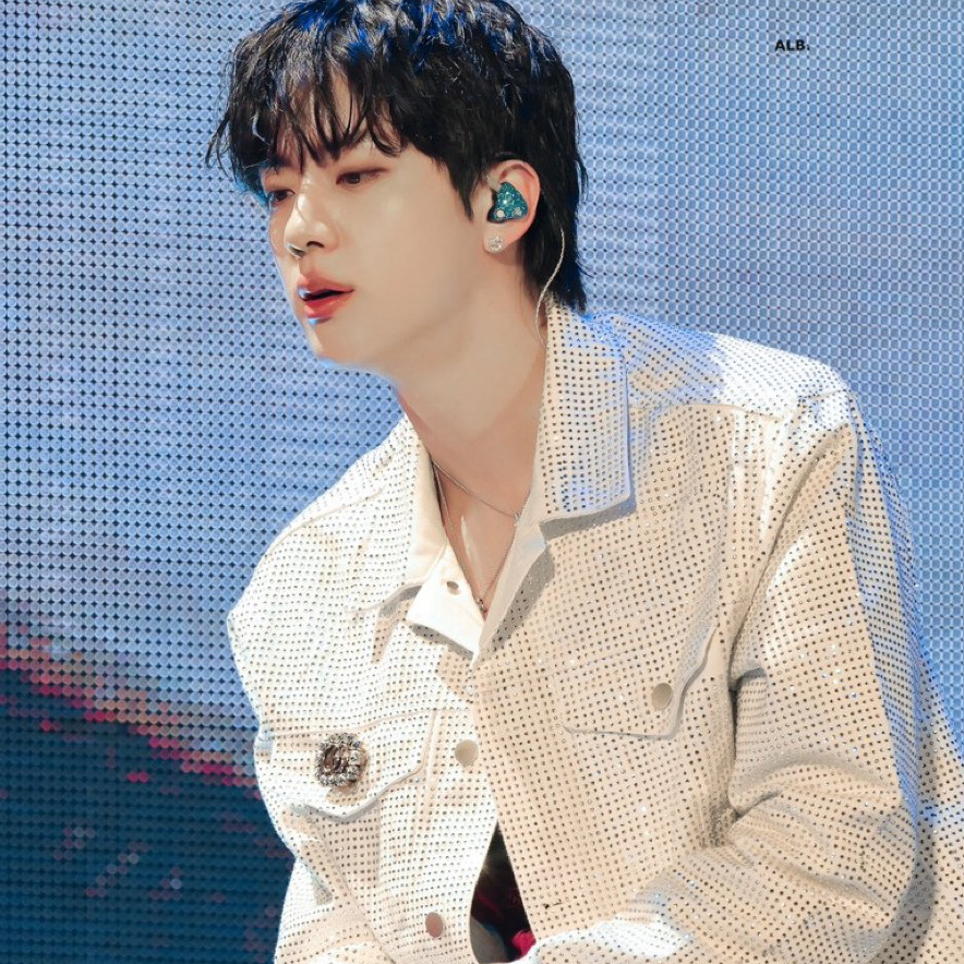 Potret di balik layar Jin (BTS)