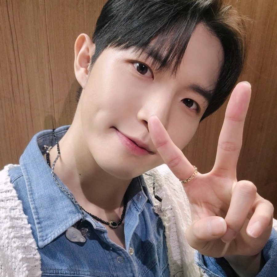 Momen yang diabadikan oleh penggemar Kim Jaehwan