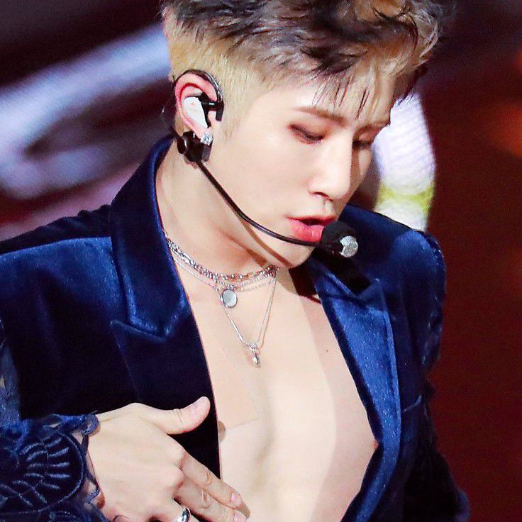 Latest photo of Jinjin (ASTRO)