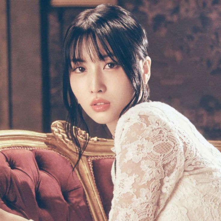 모모 (TWICE)의 최신 사진