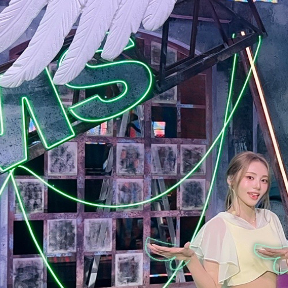 Latest photo of HeeJin (ARTMS)