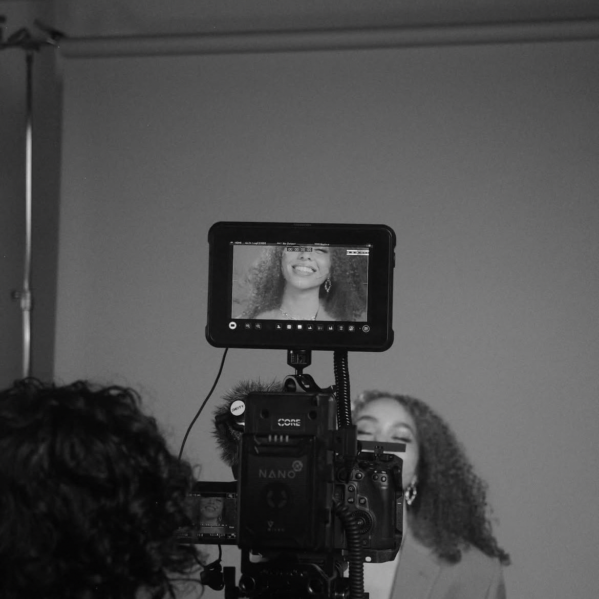 Behind-the-scenes cut of Savanna (GIRLSET)