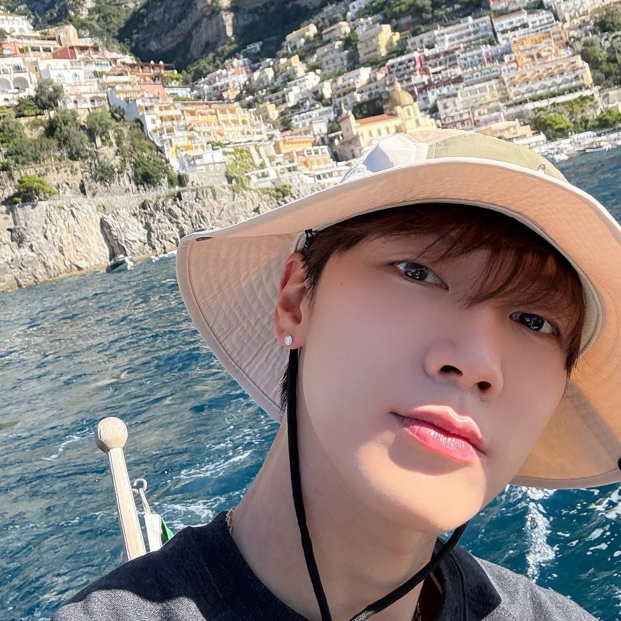 Latest photo of TEN (WayV)