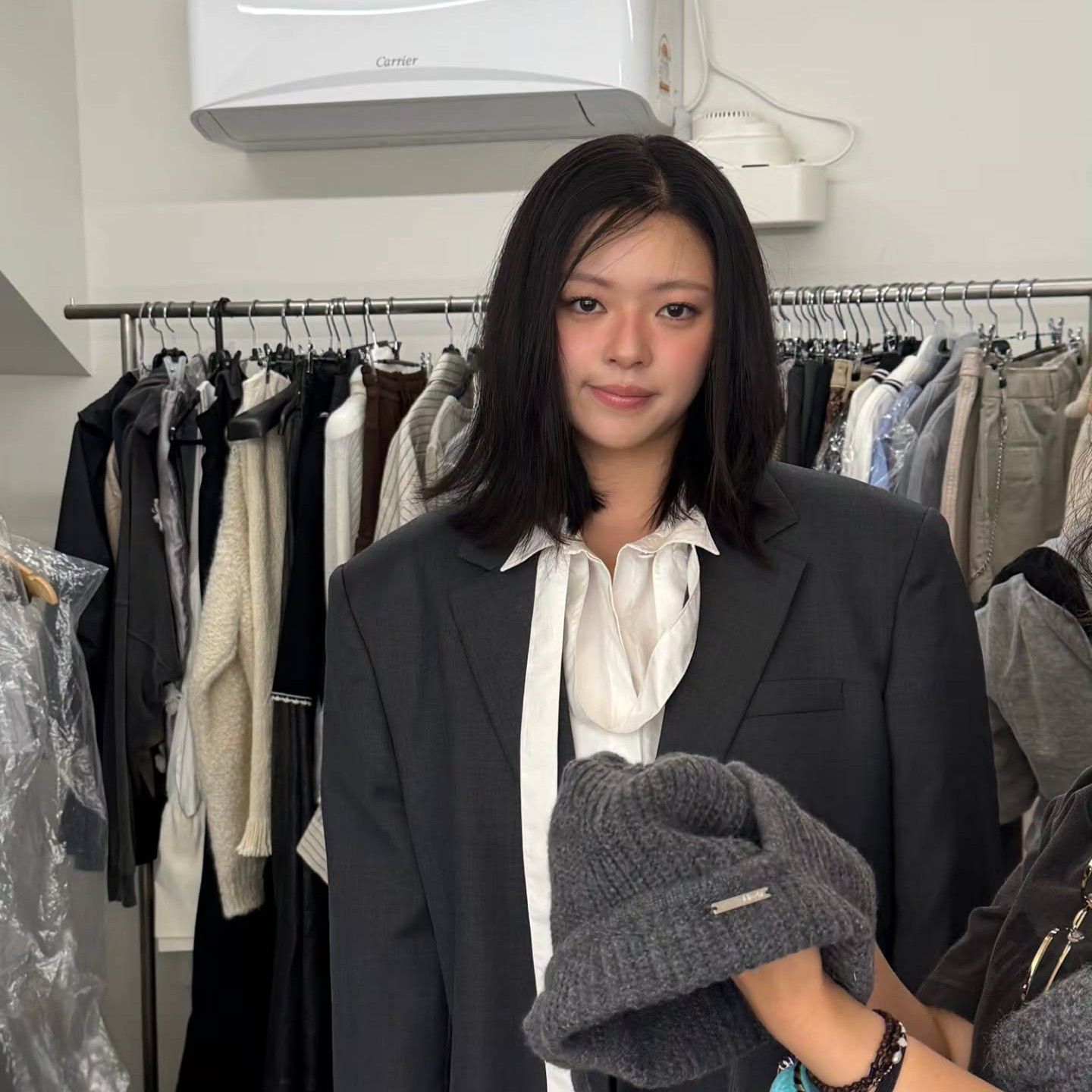 Behind-the-scenes cut of Jeongyeon (TWICE)