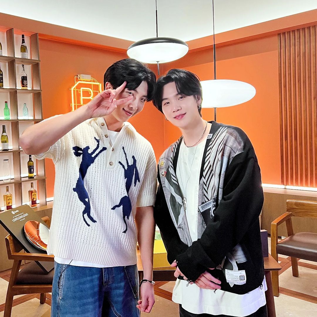 Foto terbaru RM (BTS)