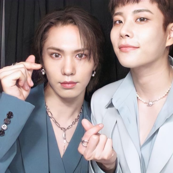 A moment captured by Rocky's fan
