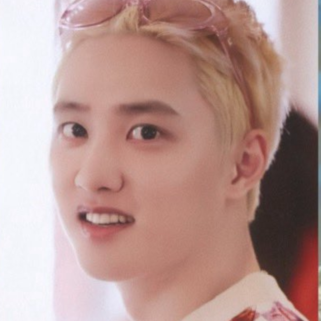 A moment captured by D.O. (EXO)'s fan