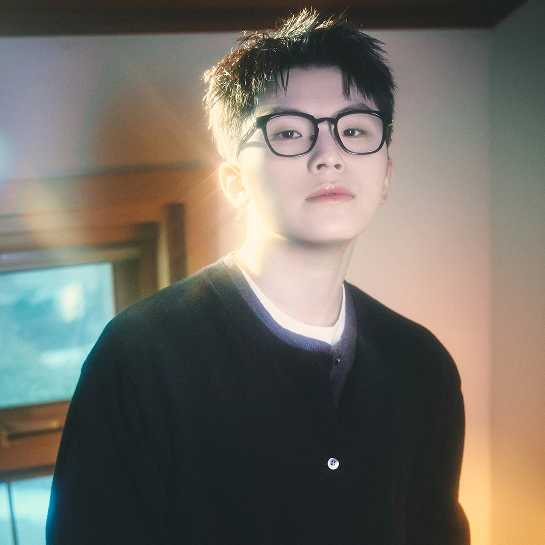 Latest photo of Woozi (SEVENTEEN)
