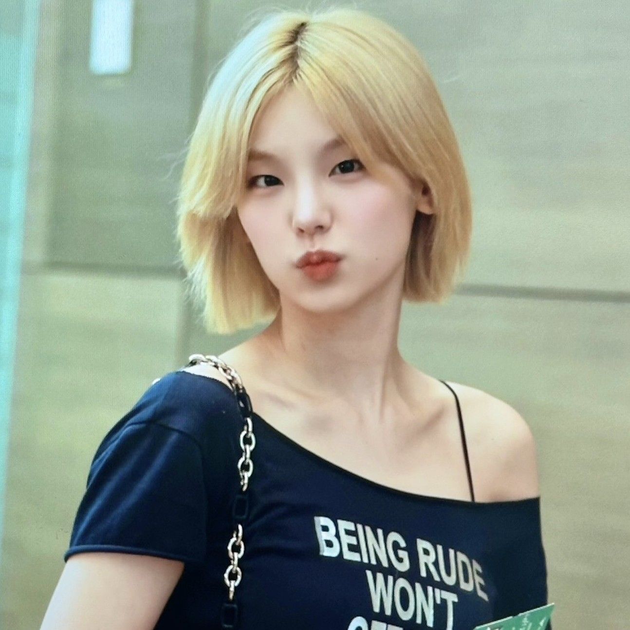 Recent activity shot of Yeji (ITZY)