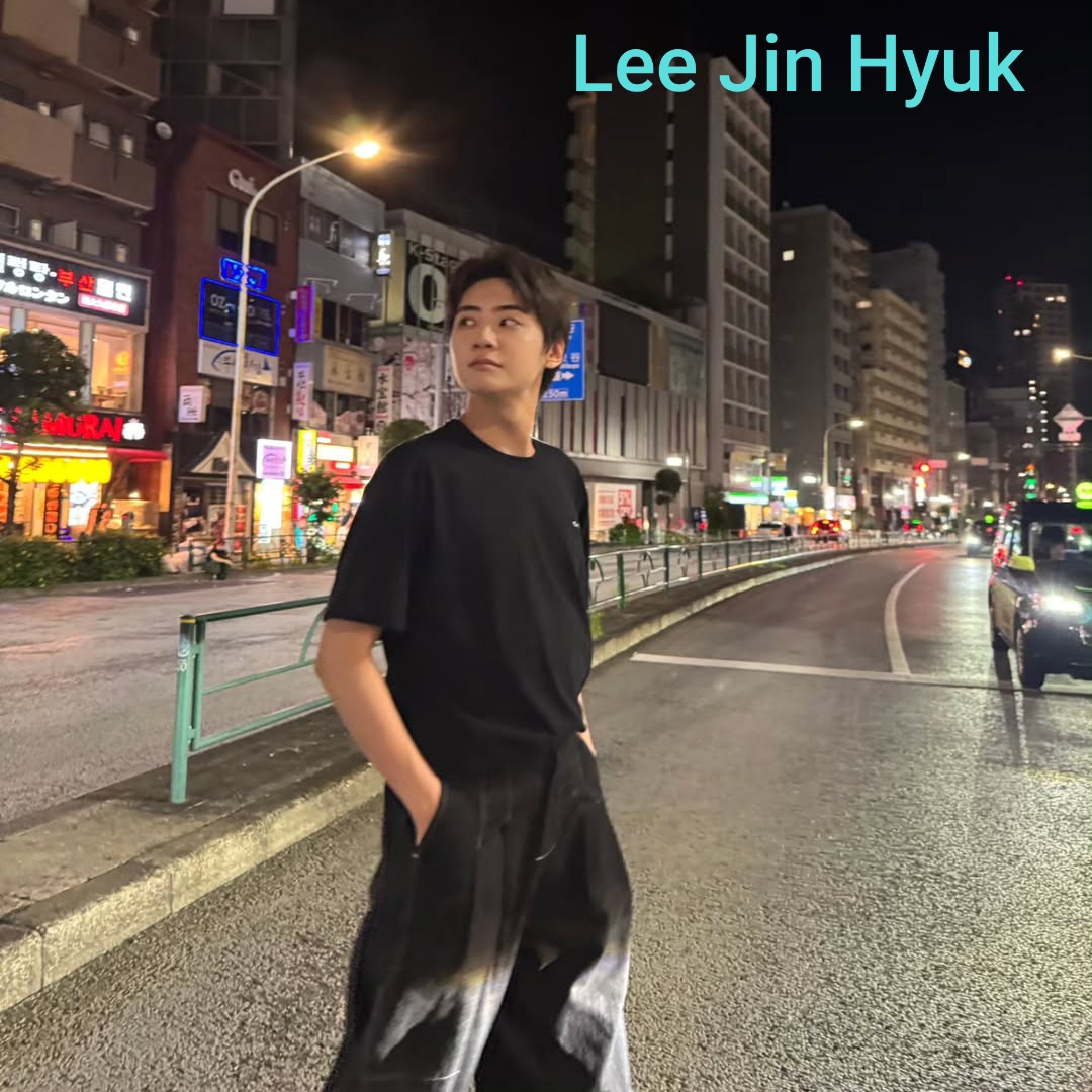 Behind-the-scenes cut of Lee Jinhyuk
