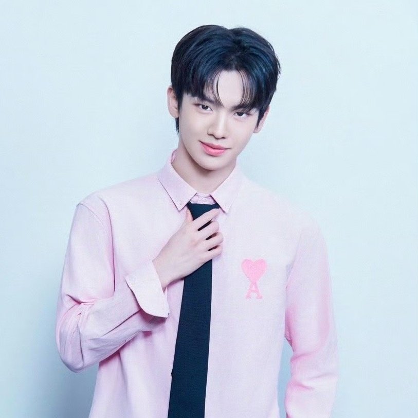 Recent activity shot of Lee Daeul (POLARIX)