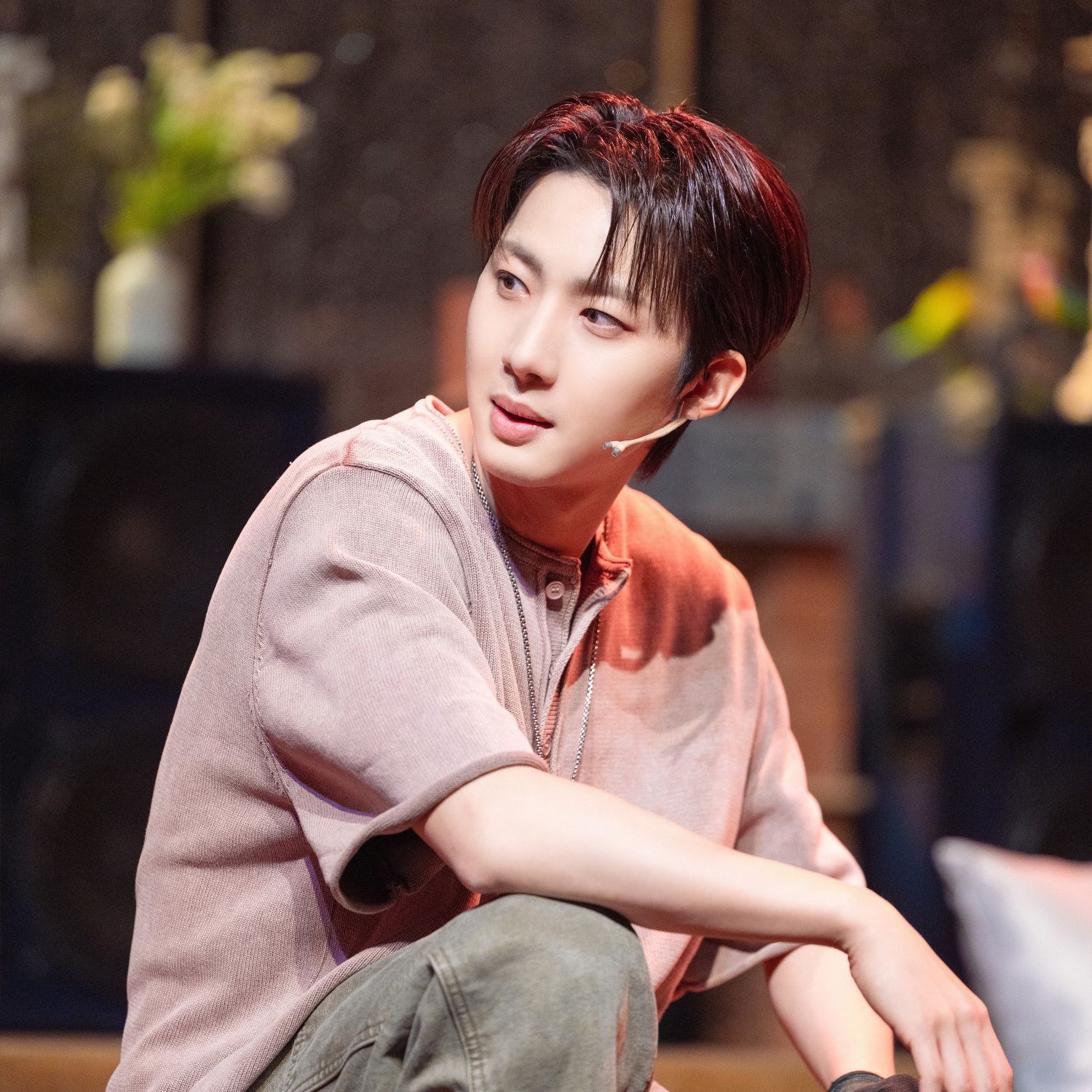 Recent activity shot of Hui (PENTAGON)