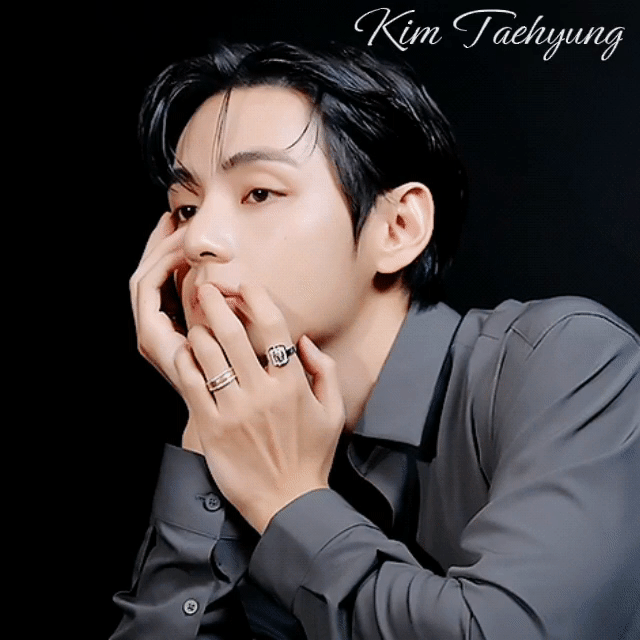 뷔 (방탄소년단)의 비하인드 컷