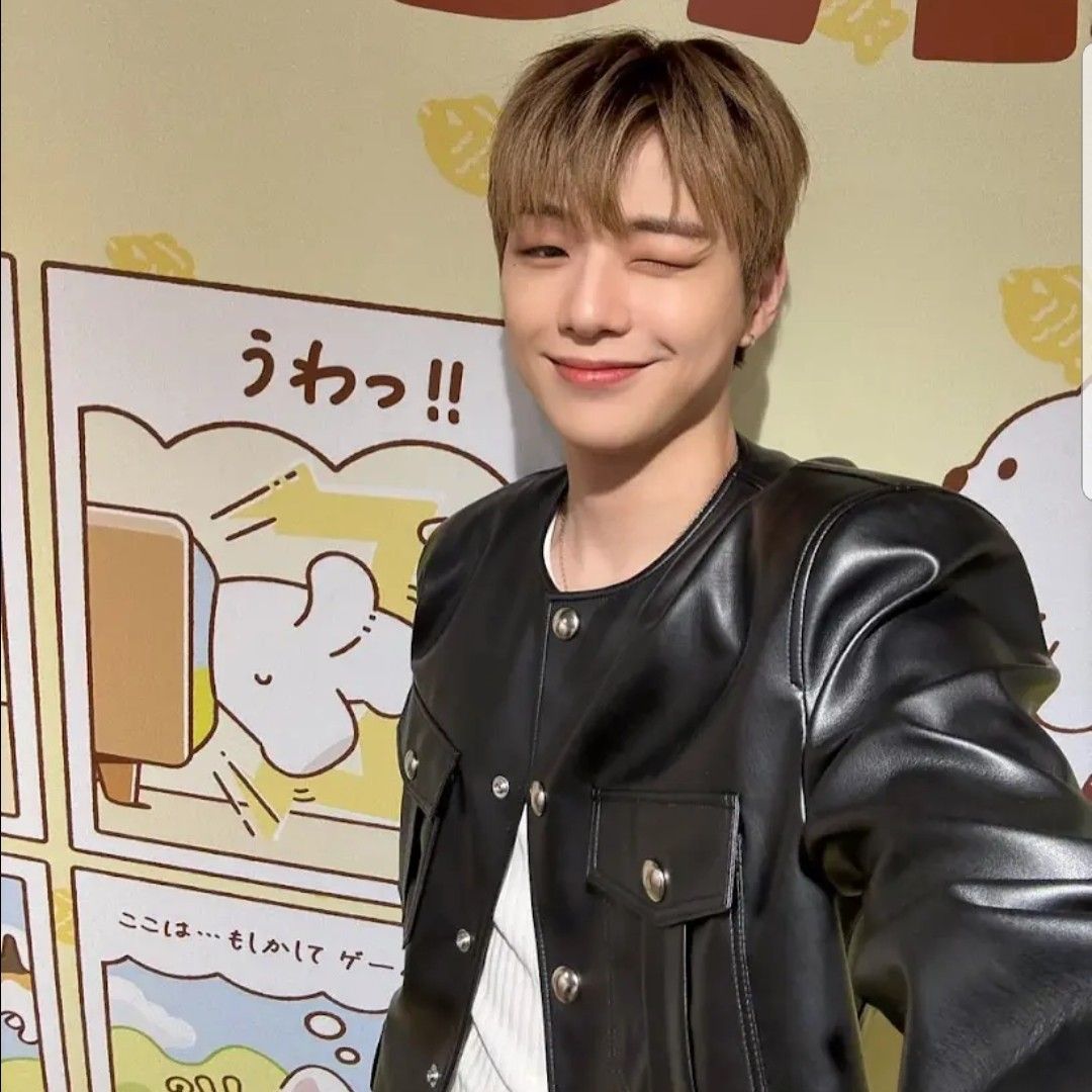 강다니엘 최근 활동샷