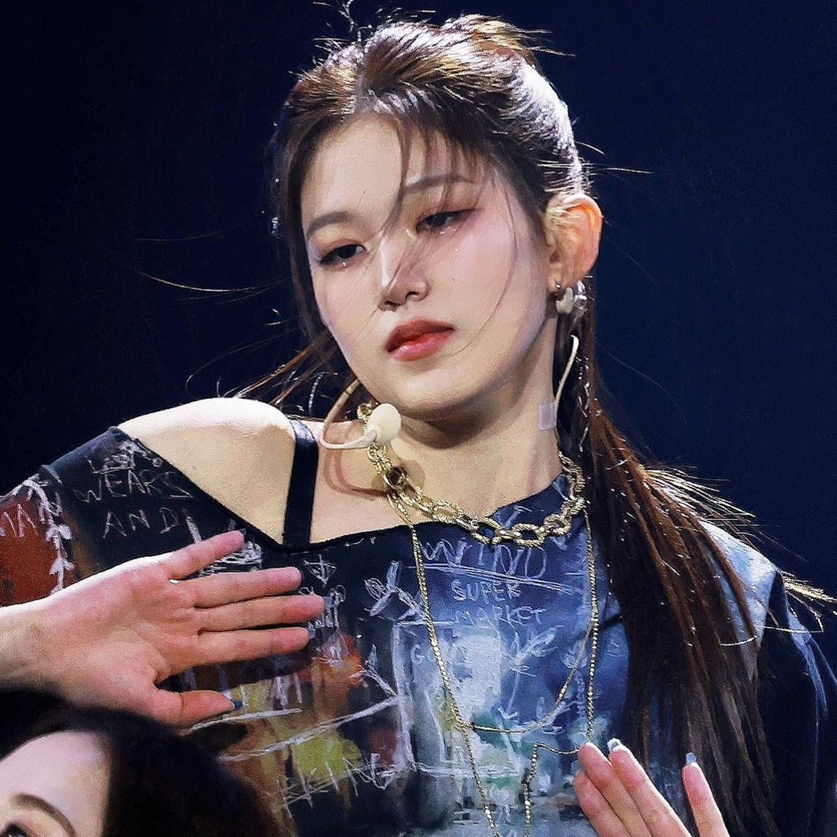 Recent activity shot of Yoon Jiyoon (izna)