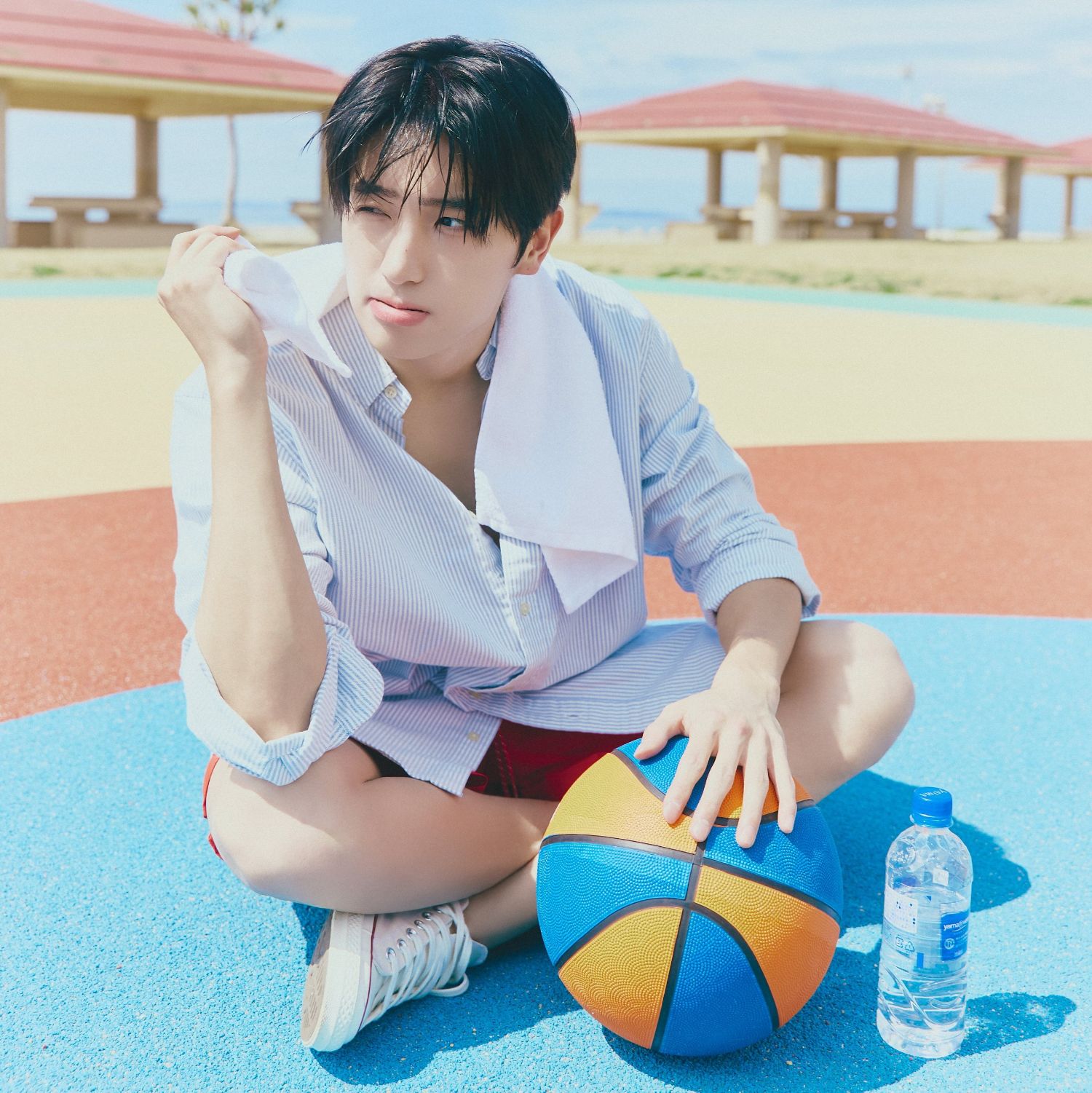 A moment captured by Hyunjae (THE BOYZ)'s fan