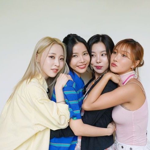 Behind-the-scenes cut of MAMAMOO