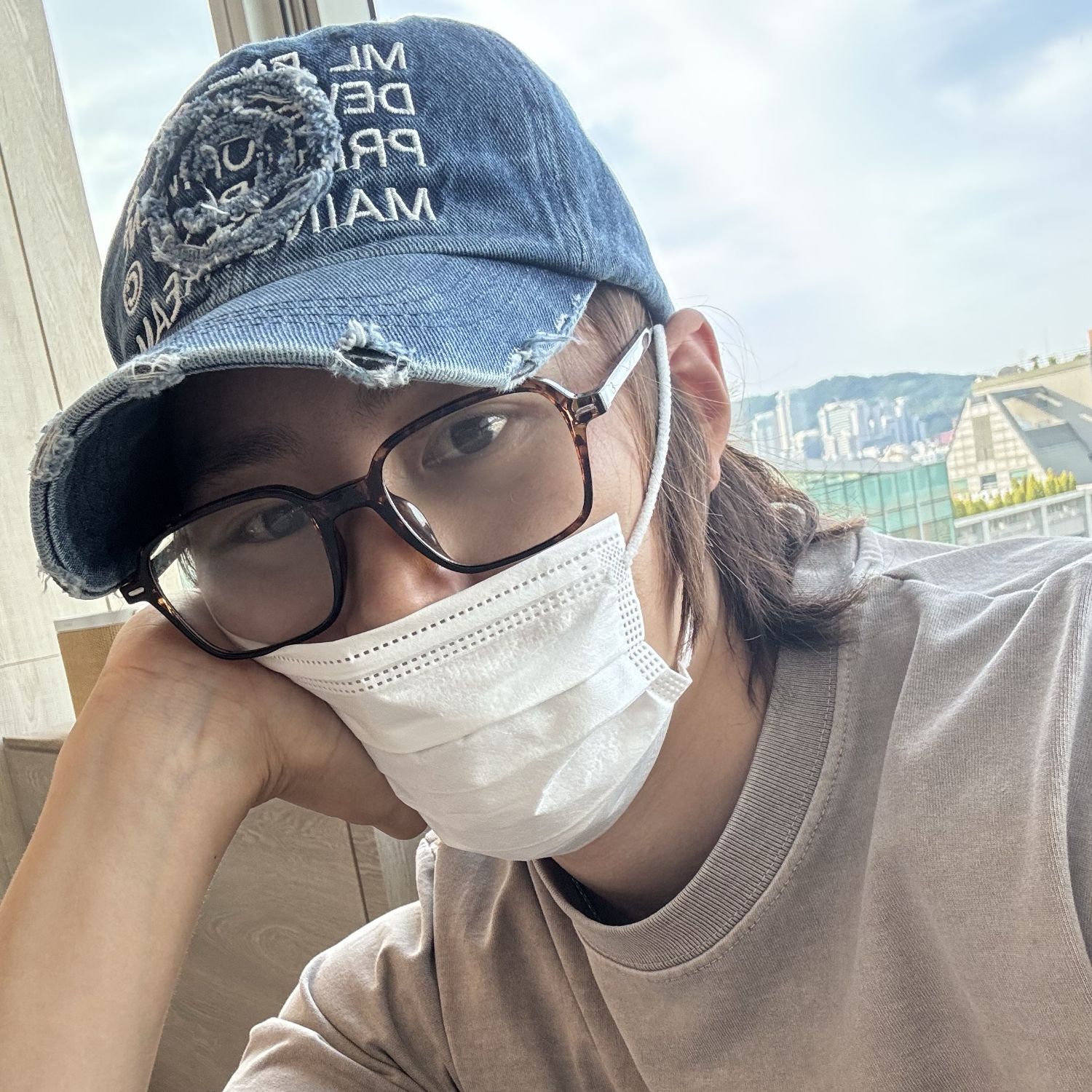 Foto terbaru Ha Sungwoon