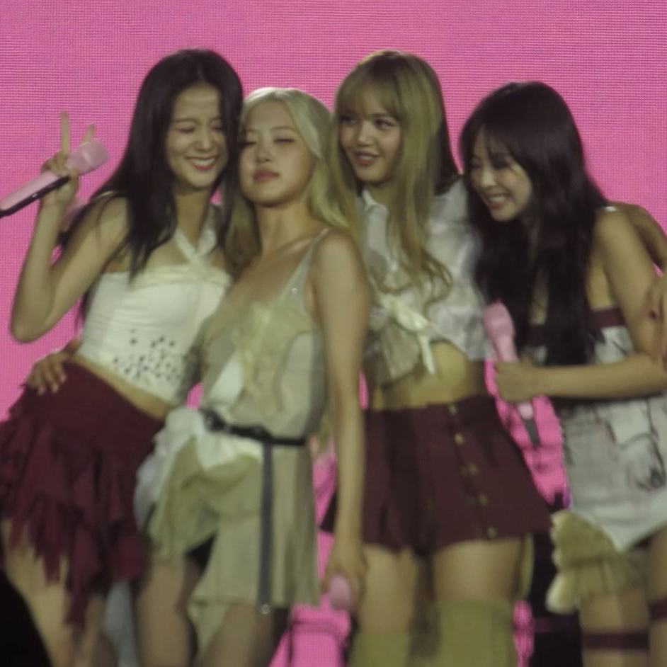 Behind-the-scenes cut of BLACKPINK