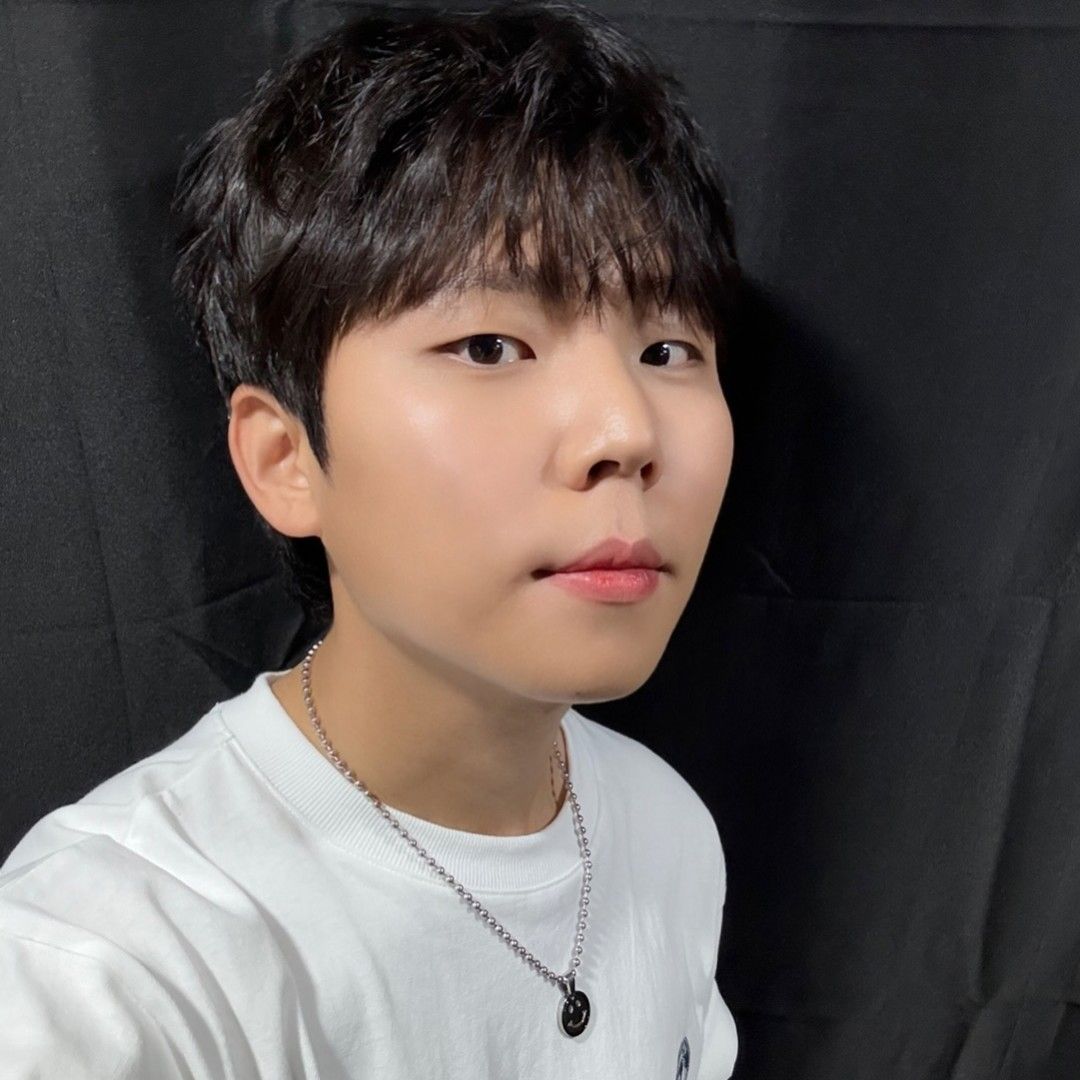 A moment captured by Jung Seunghwan's fan