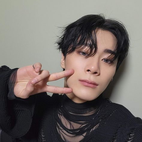 Recent activity shot of Moonbin (ASTRO)