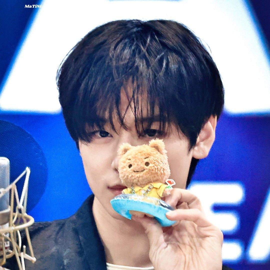 柱延 (THE BOYZ)的最新活動照片