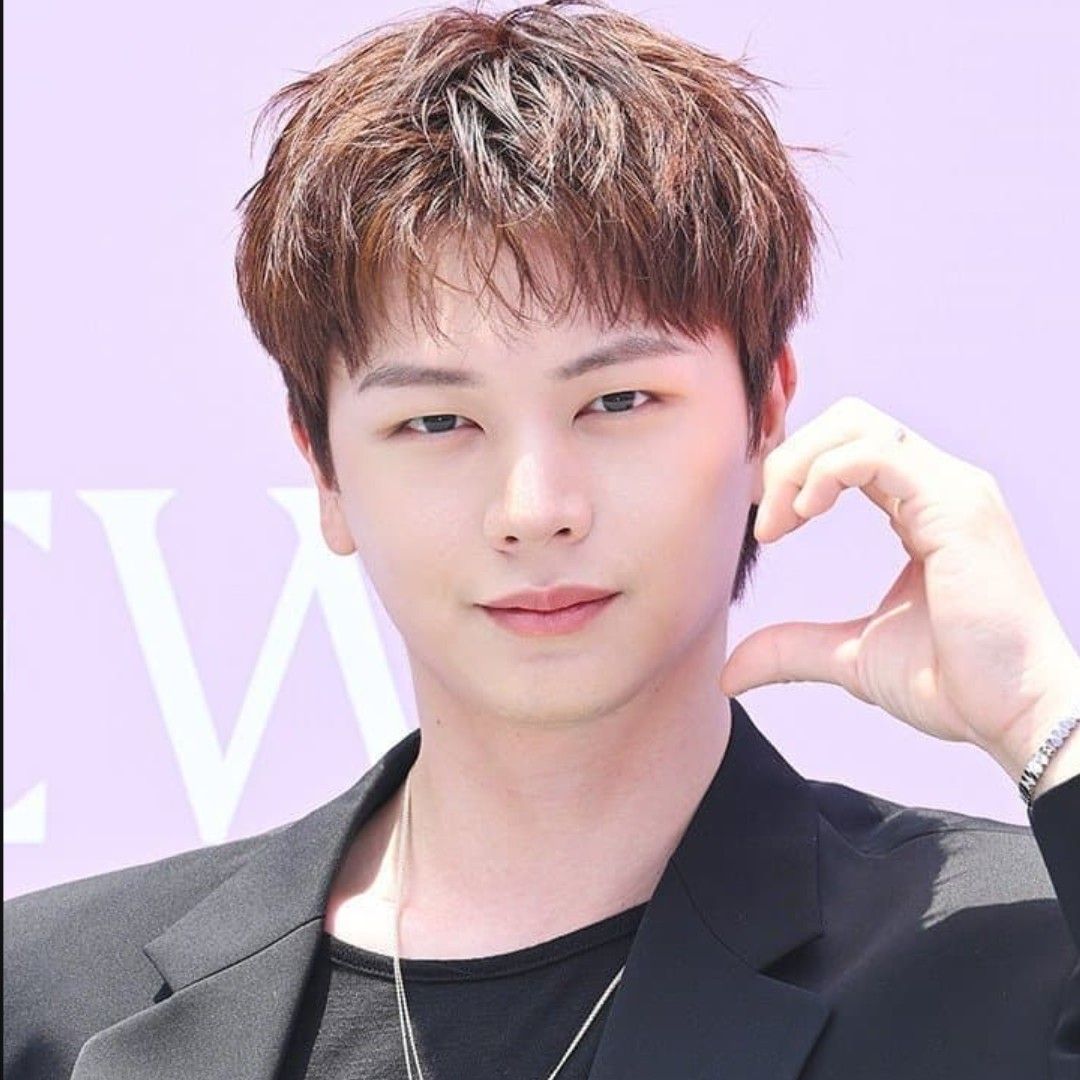 陸星材 (BTOB)的最新活動照片