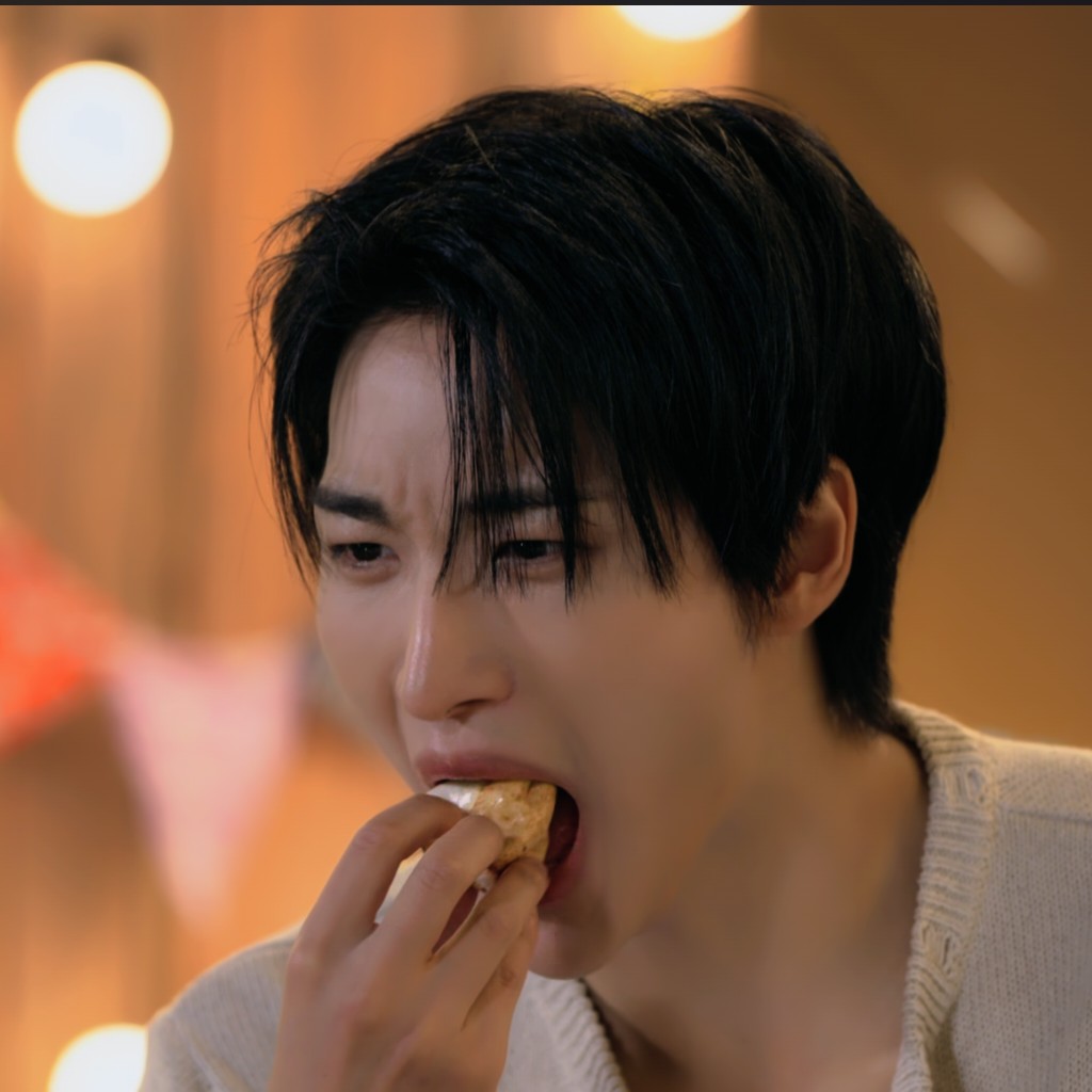 Behind-the-scenes cut of Seonghwa (ATEEZ)