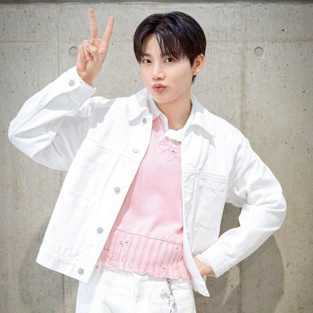 Behind-the-scenes cut of Junkyu (TREASURE)