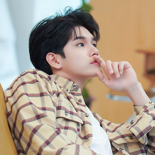 Recent activity shot of Ong Seongwu