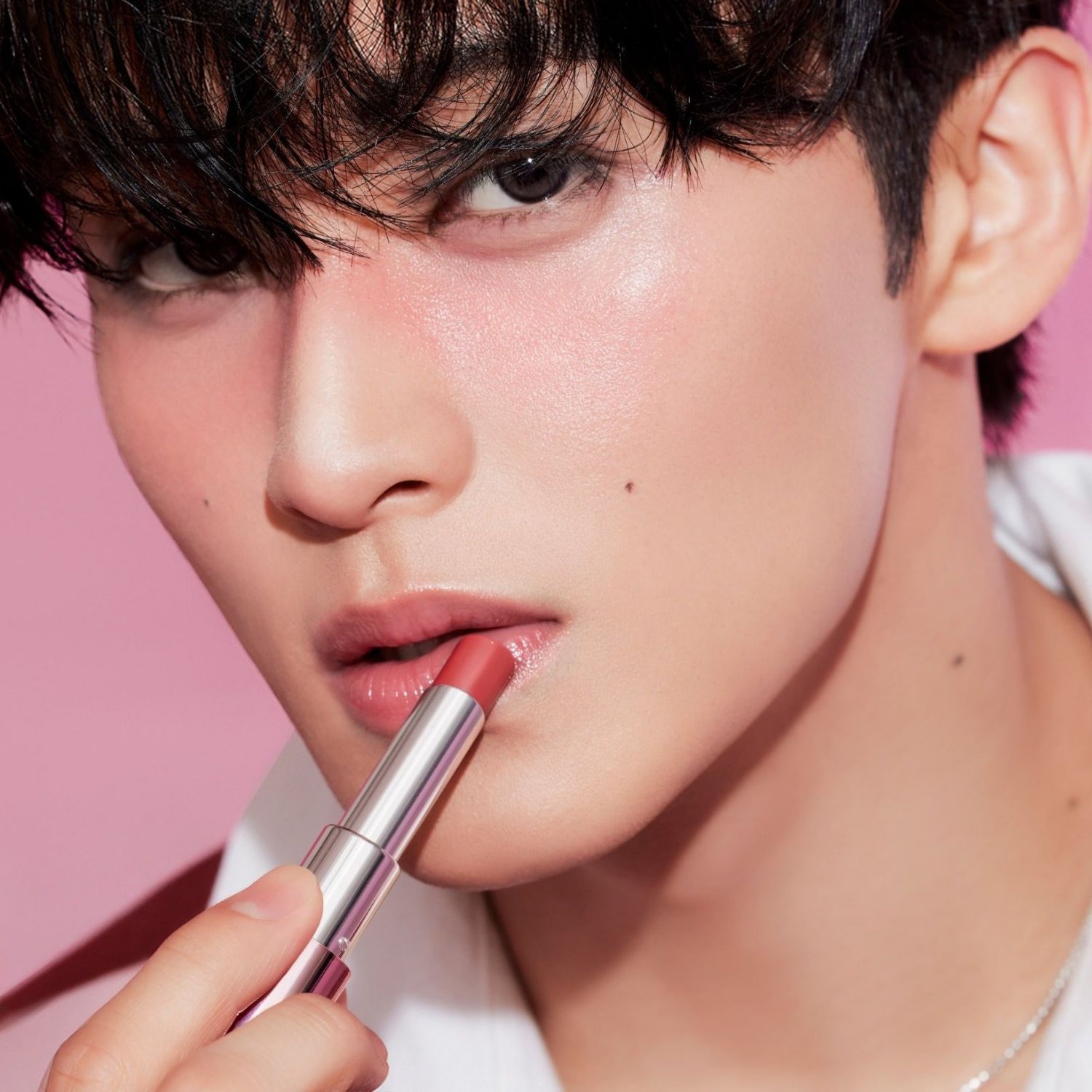 Behind-the-scenes cut of Mark (NCT 127, NCT DREAM)
