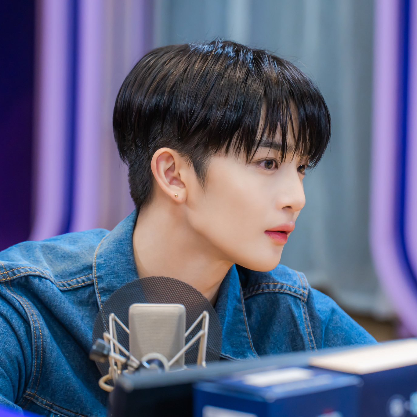 A moment captured by Bae Jinyoung's fan