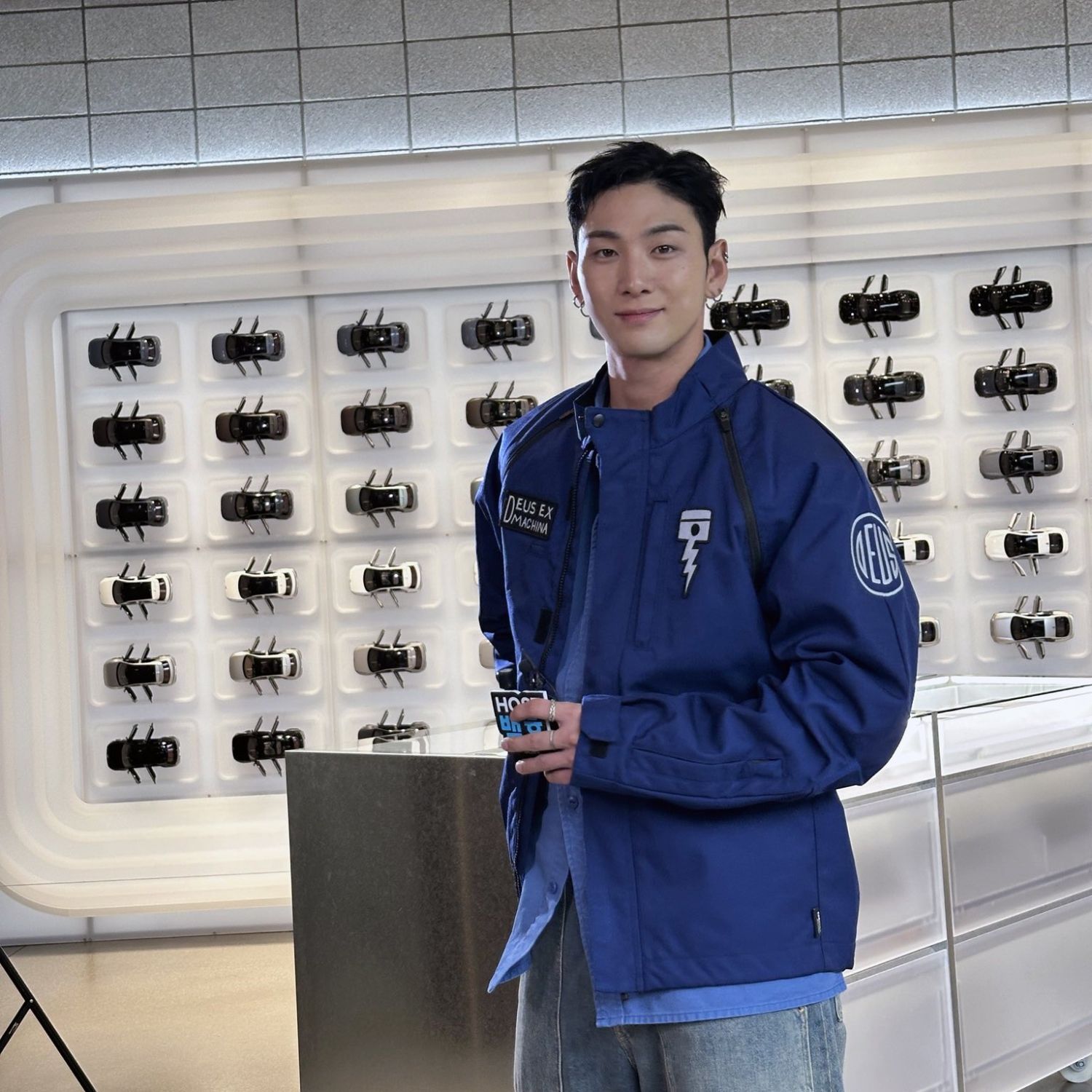 A moment captured by Baekho's fan