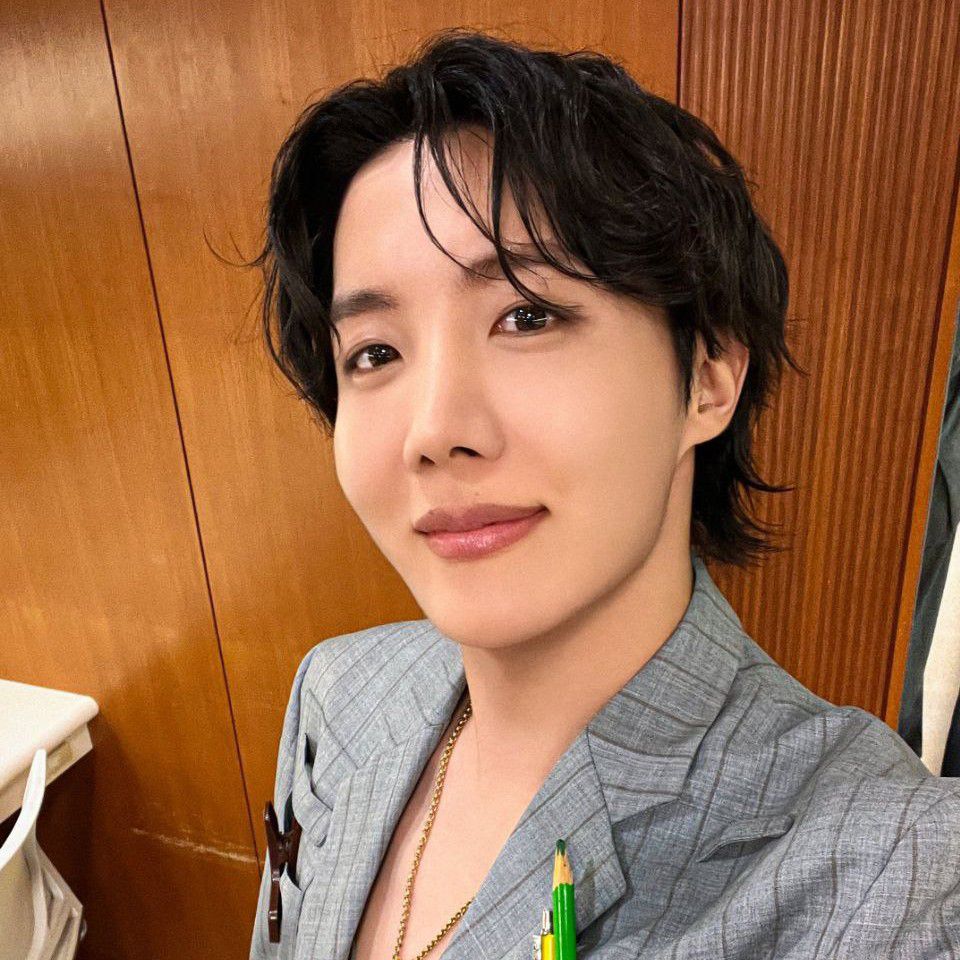 Behind-the-scenes cut of j-hope (BTS)