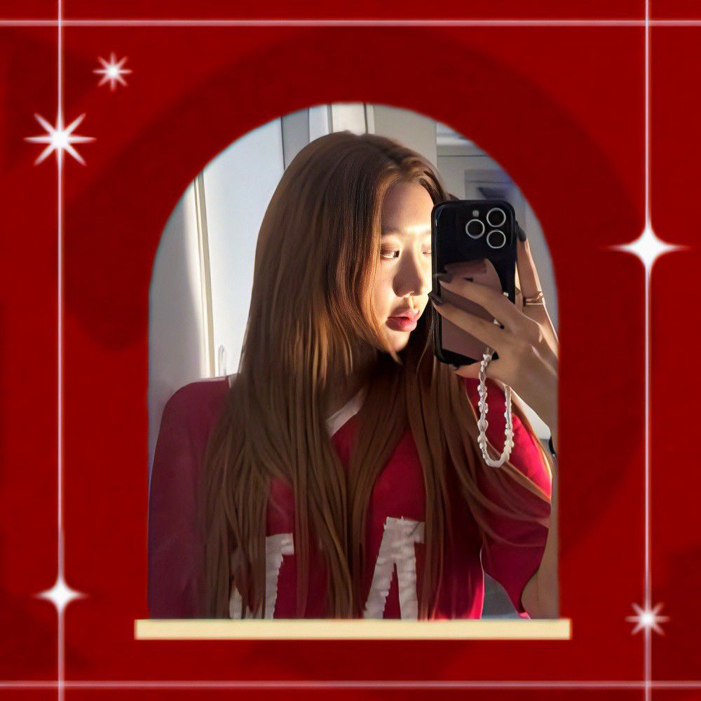 Latest photo of Minji