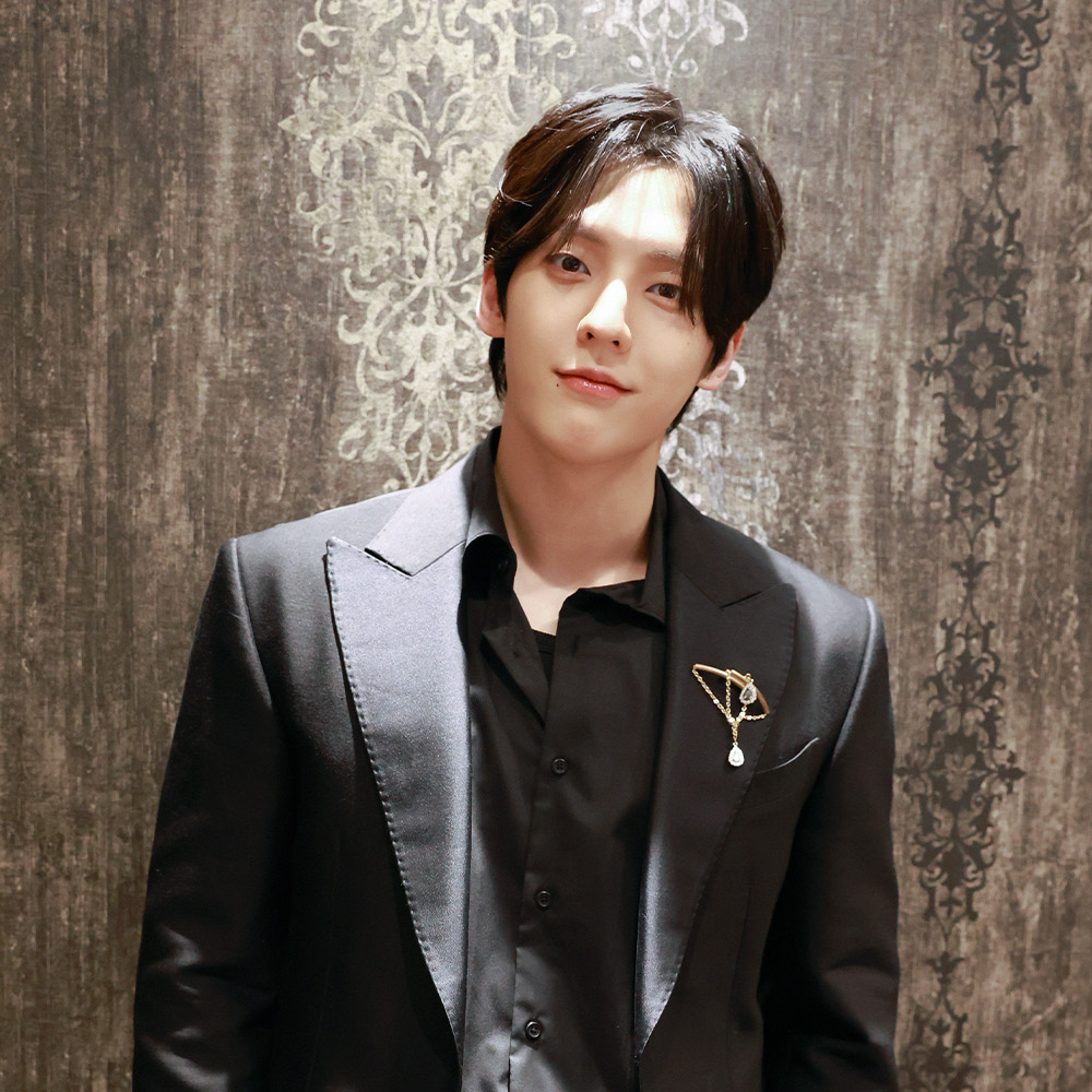 A moment captured by Lee Minhyuk (BTOB)'s fan