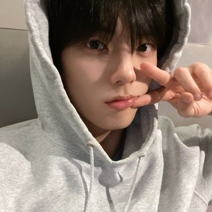 Recent activity shot of LEEJEONG (WHIB)