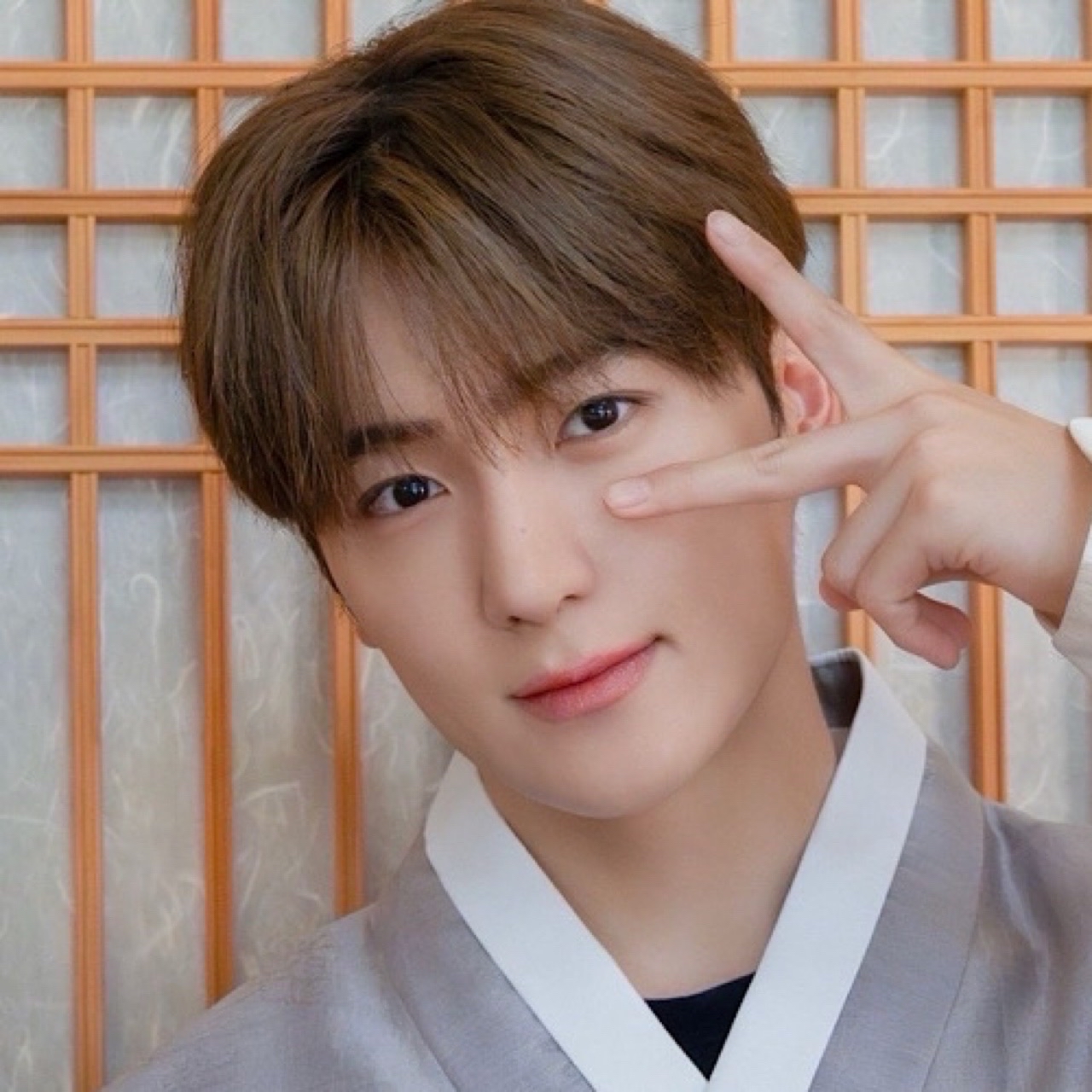 Recent activity shot of Hyunjae (THE BOYZ)