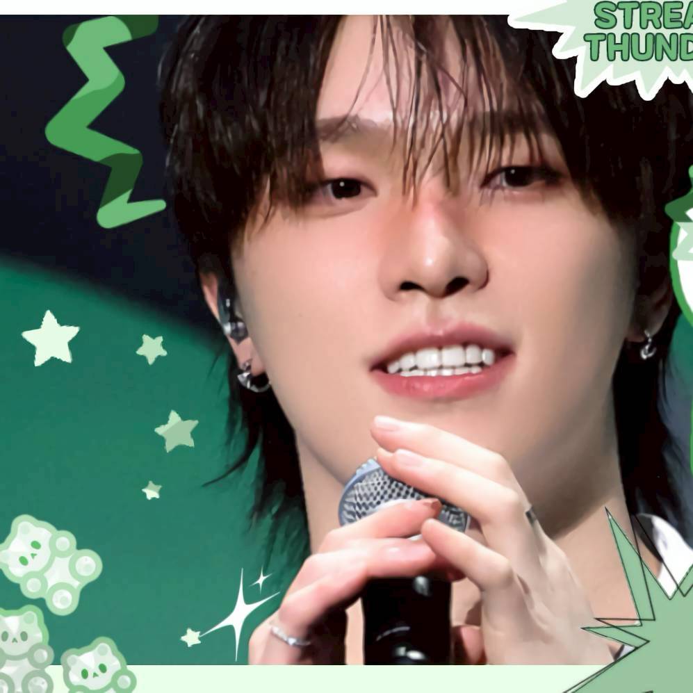 A moment captured by Dino (SEVENTEEN)'s fan