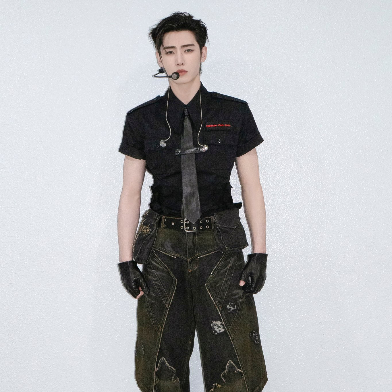 Recent activity shot of Sunghoon (ENHYPEN)