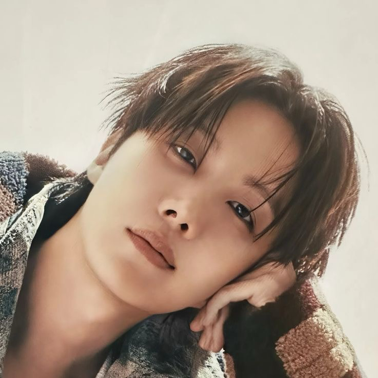 Foto aktivitas terbaru j-hope (BTS)