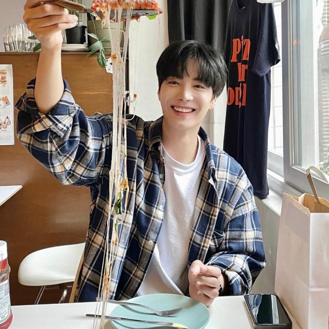 Latest photo of Kim Jonghyeon
