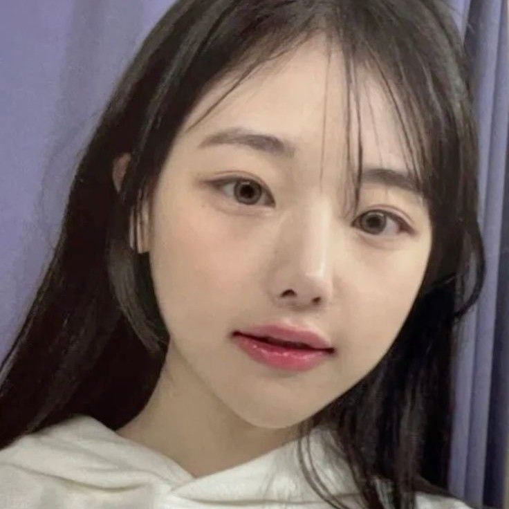Latest photo of QWER